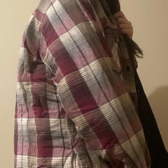 Shacket - Picture 4 of 13